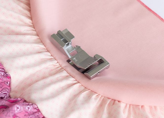 Hovedbilde (5F13) Baby Lock Rynkefot 2-i-1 Gr.10