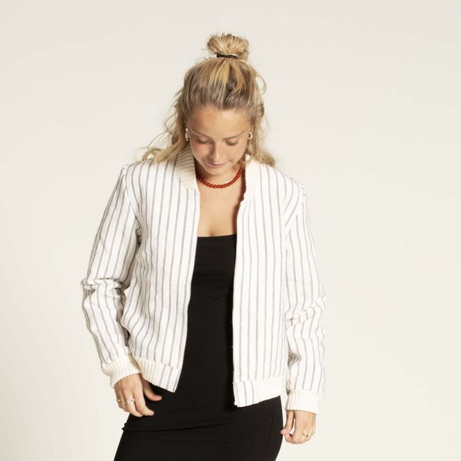 Hovedbilde Amelia Bomber Jacket - Wardrobe by Me