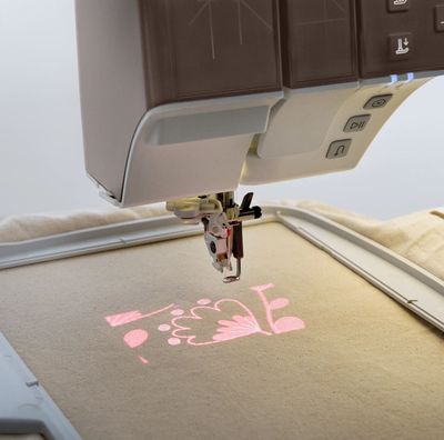 Pfaff Creative Icon 3 sy og broderimaskin