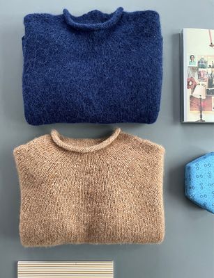 Le Knit Plain Yoke Pullover LHS-092