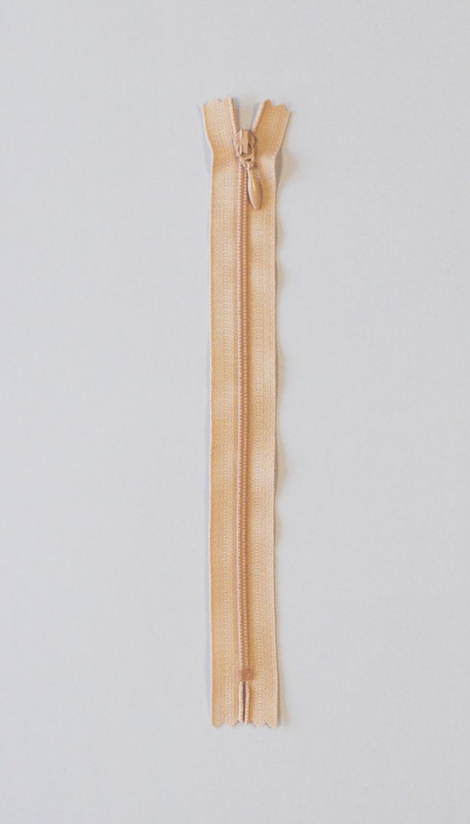 YKK 4MM SPIRAL, FAST F. Pudder 50 CM 4421-50-005