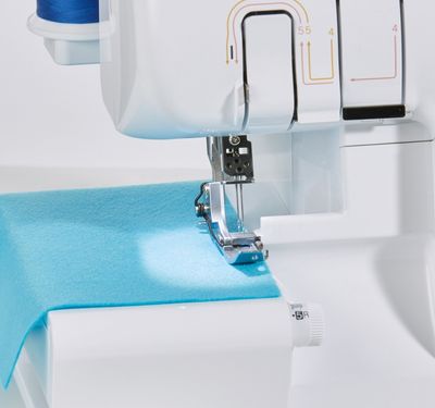 Kampanje Brother Overlock 1034DX inkl. 4 stk overlock tråder