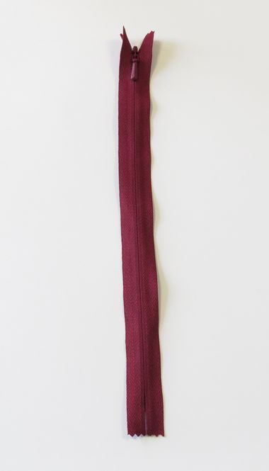 Hovedbilde Burgunder - 4mm Usynlig fast glidelås 50cm